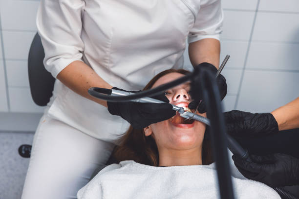 Best Emergency Gum Treatment in Beverly Hills, FL